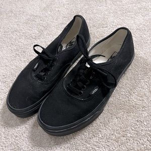 Vans all black skate shoes